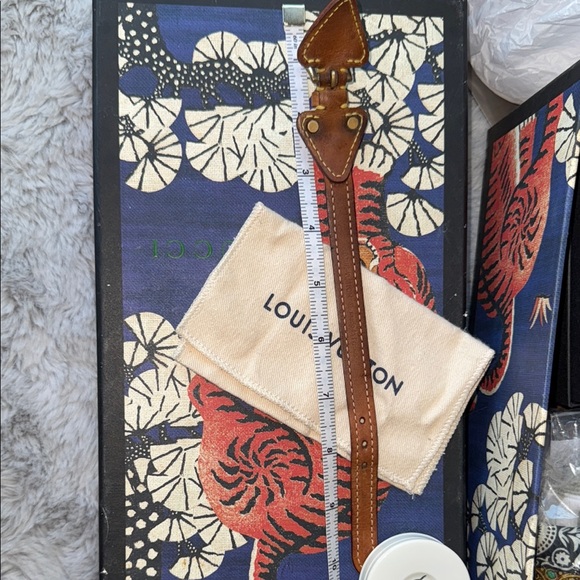 Louis Vuitton Multicolor Leather Bracelet - Picture 10 of 14